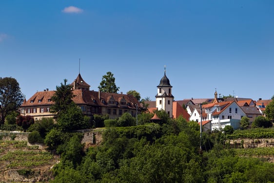 Kleiningersheim: Schloss und Georgskirche